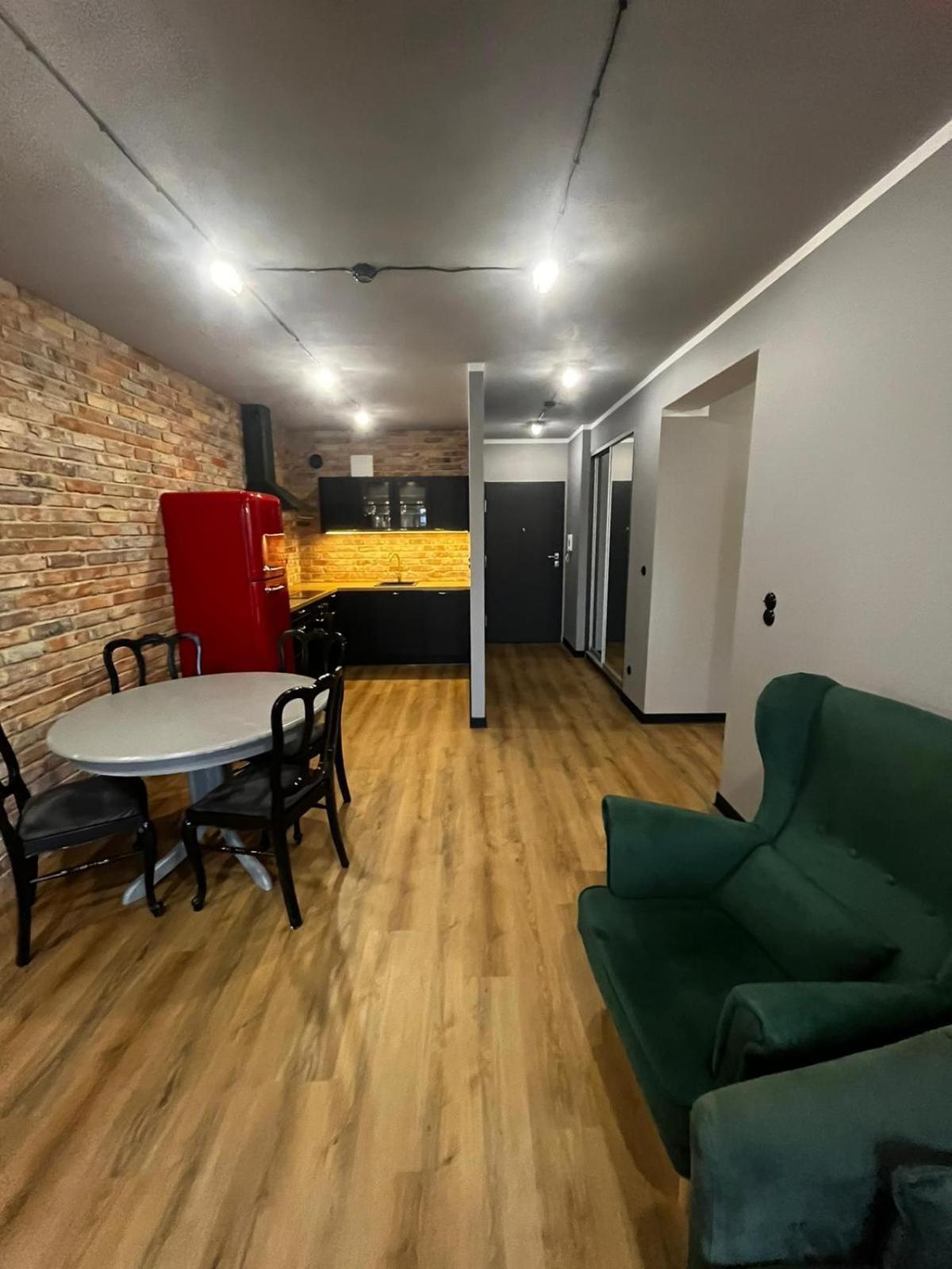 Apartament Z Widokiem Na Stadion Styl Industrialny Jedyny Taki Check In 24 H Poznań Extérieur photo