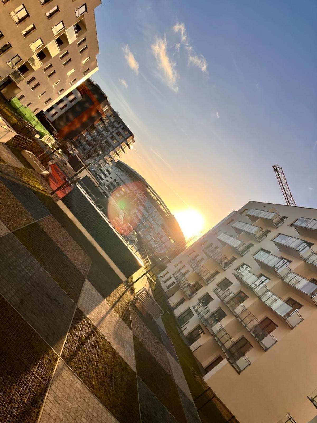 Apartament Z Widokiem Na Stadion Styl Industrialny Jedyny Taki Check In 24 H Poznań Extérieur photo